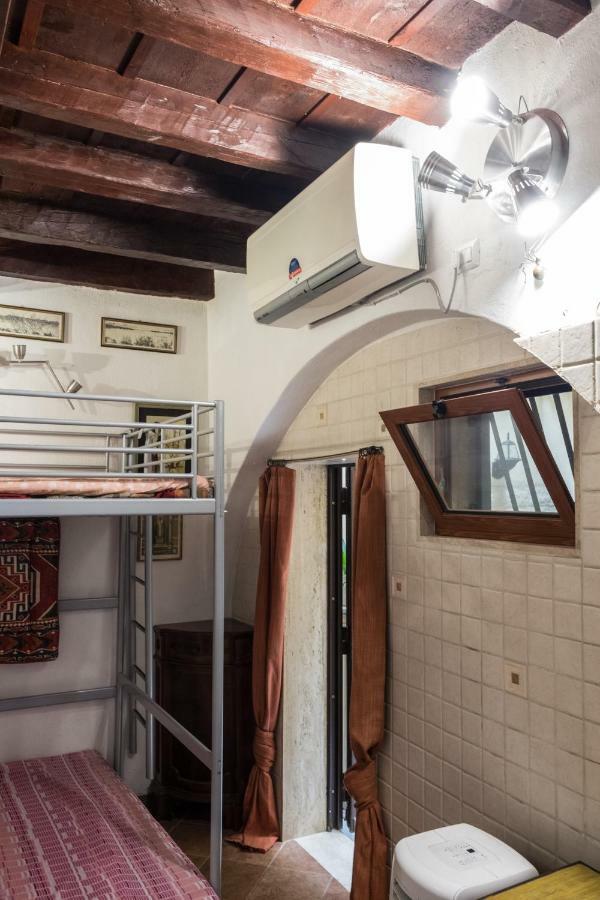 Nicolaiano House - Scardicchio Maisons Bari Room photo